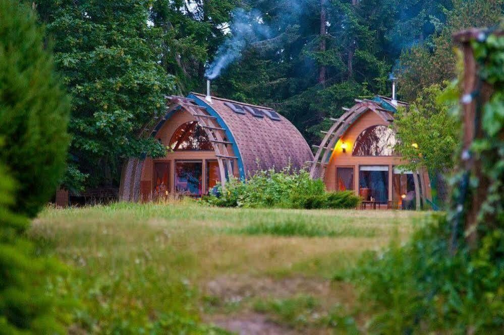 Mineral Springs Resort Fernwood Экстерьер фото